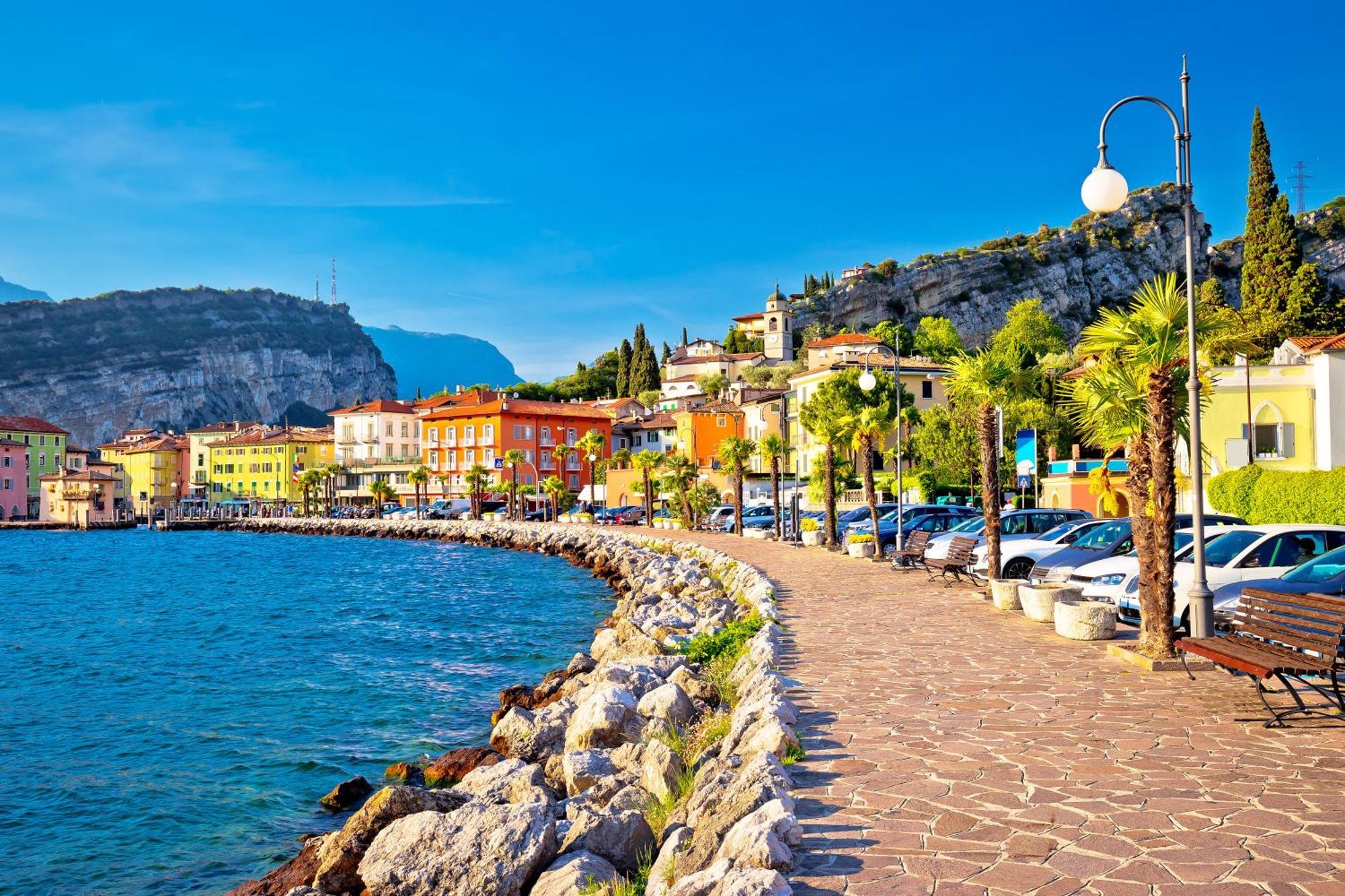 Appartamento Emma - Happy Rentals Riva del Garda Exterior foto